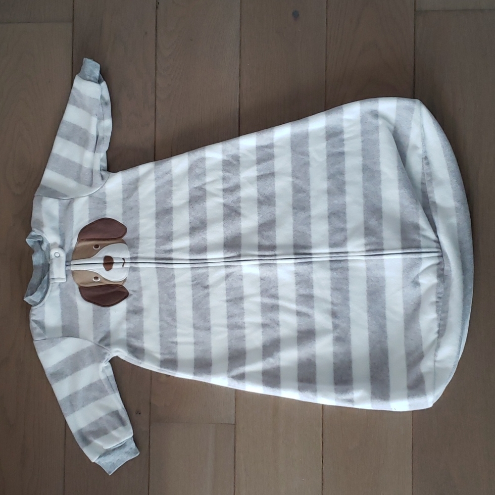 3/$18 - Carter's sleep sack 6-9 mos